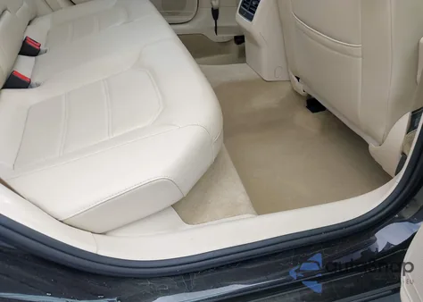 2014 Volkswagen Passat 1.8T Se z USA, uszkodzony, nr VIN 1VWBT7A31EC105912